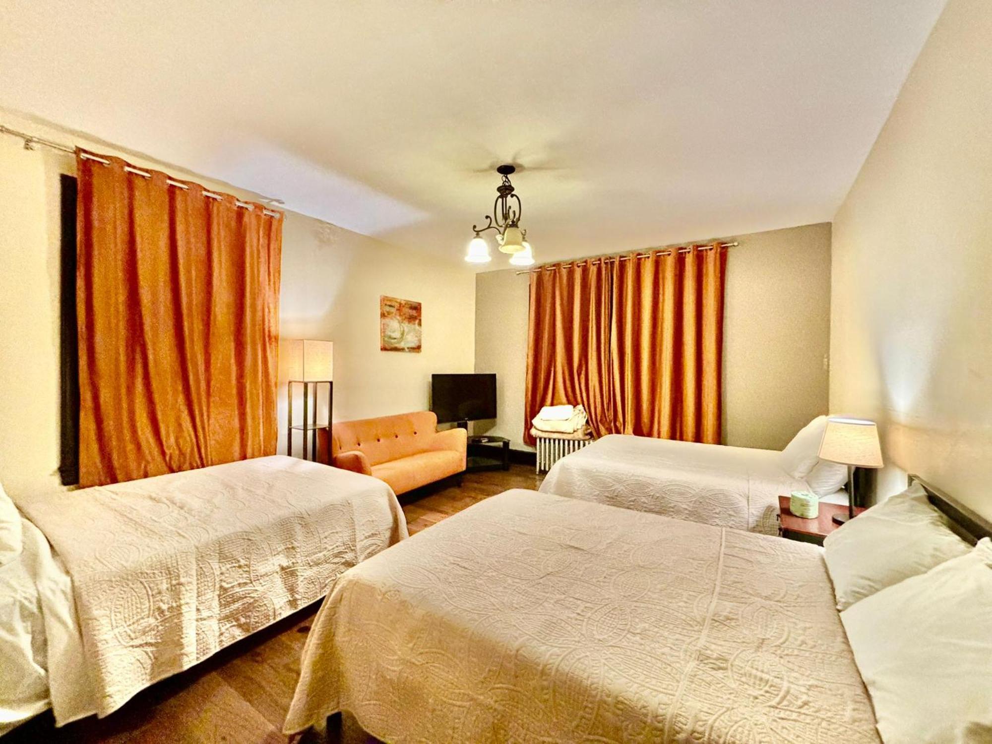Family Guest House 纽瓦克 外观 照片
